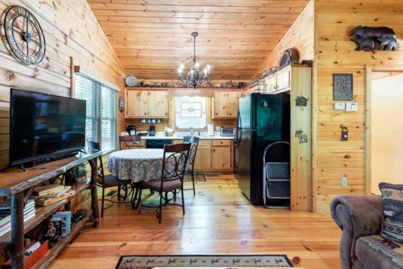 Mountain Spirit Cabin - Fireplace And Hot Tub Villa Blue Ridge Esterno foto